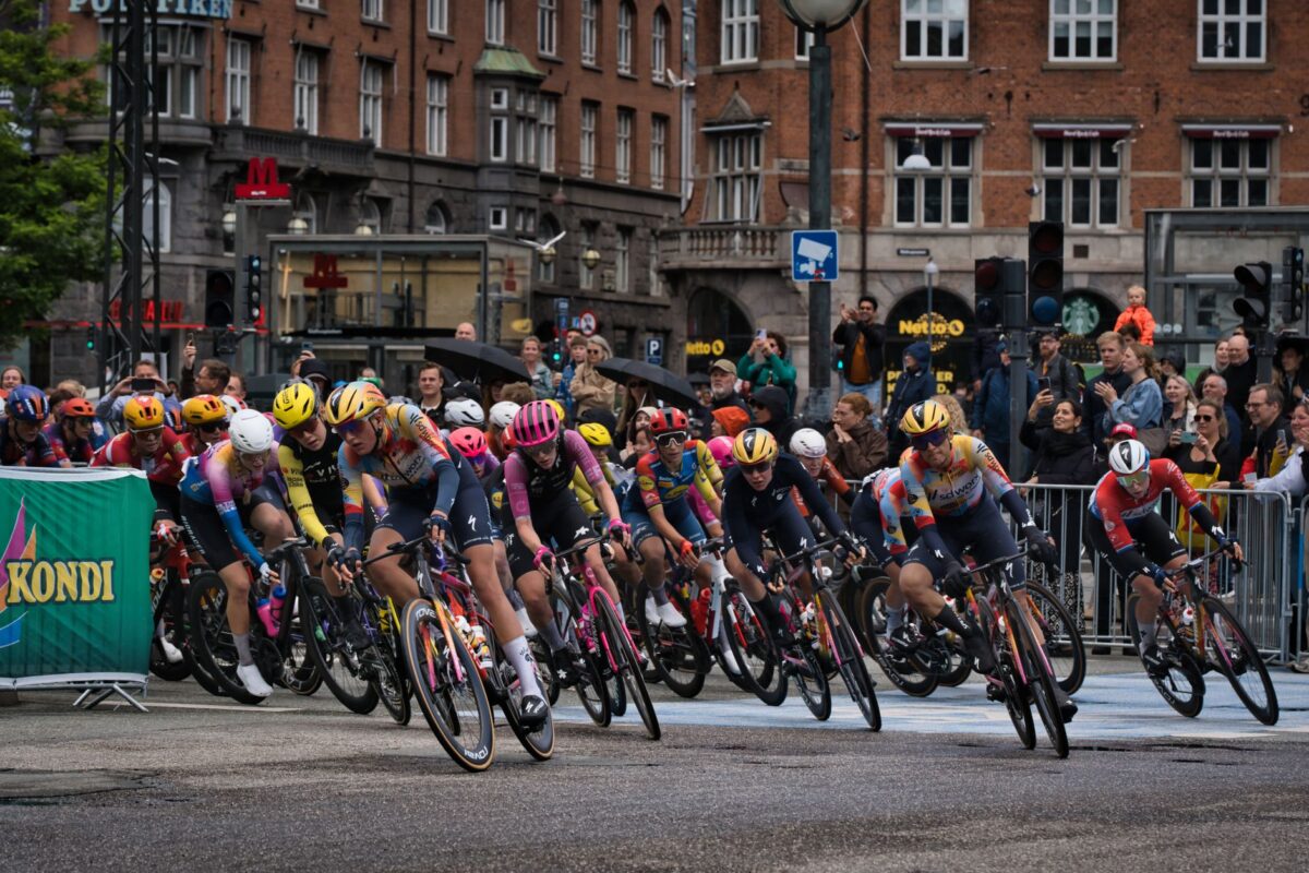 comprendre expression cyclisme lire peloton échappée