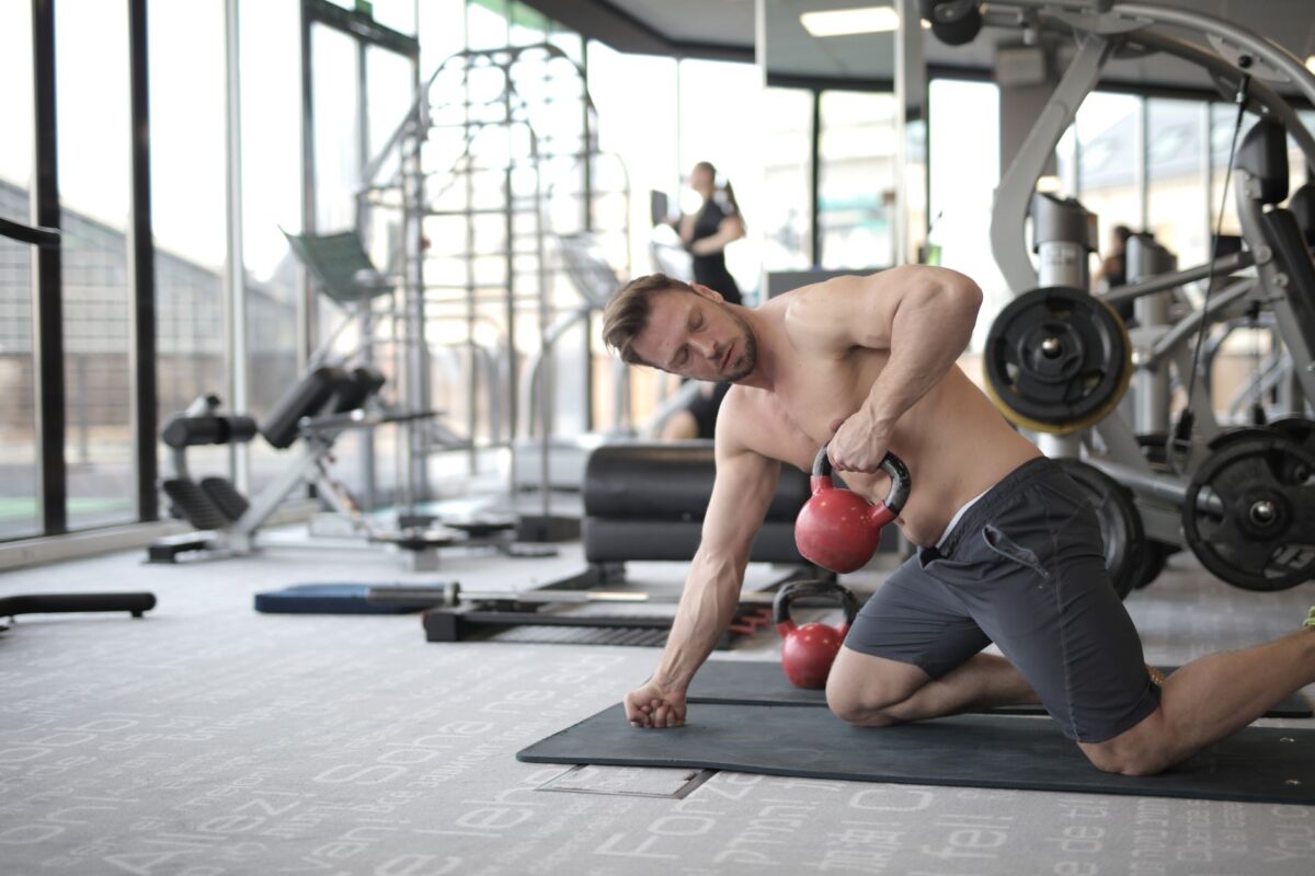 musculation poids corps haltères